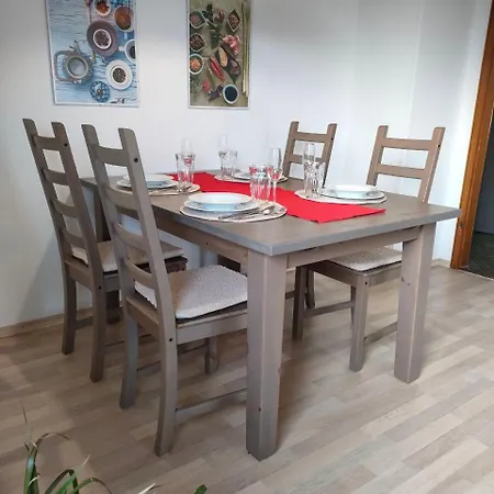 Holiday home Palmehueuesle